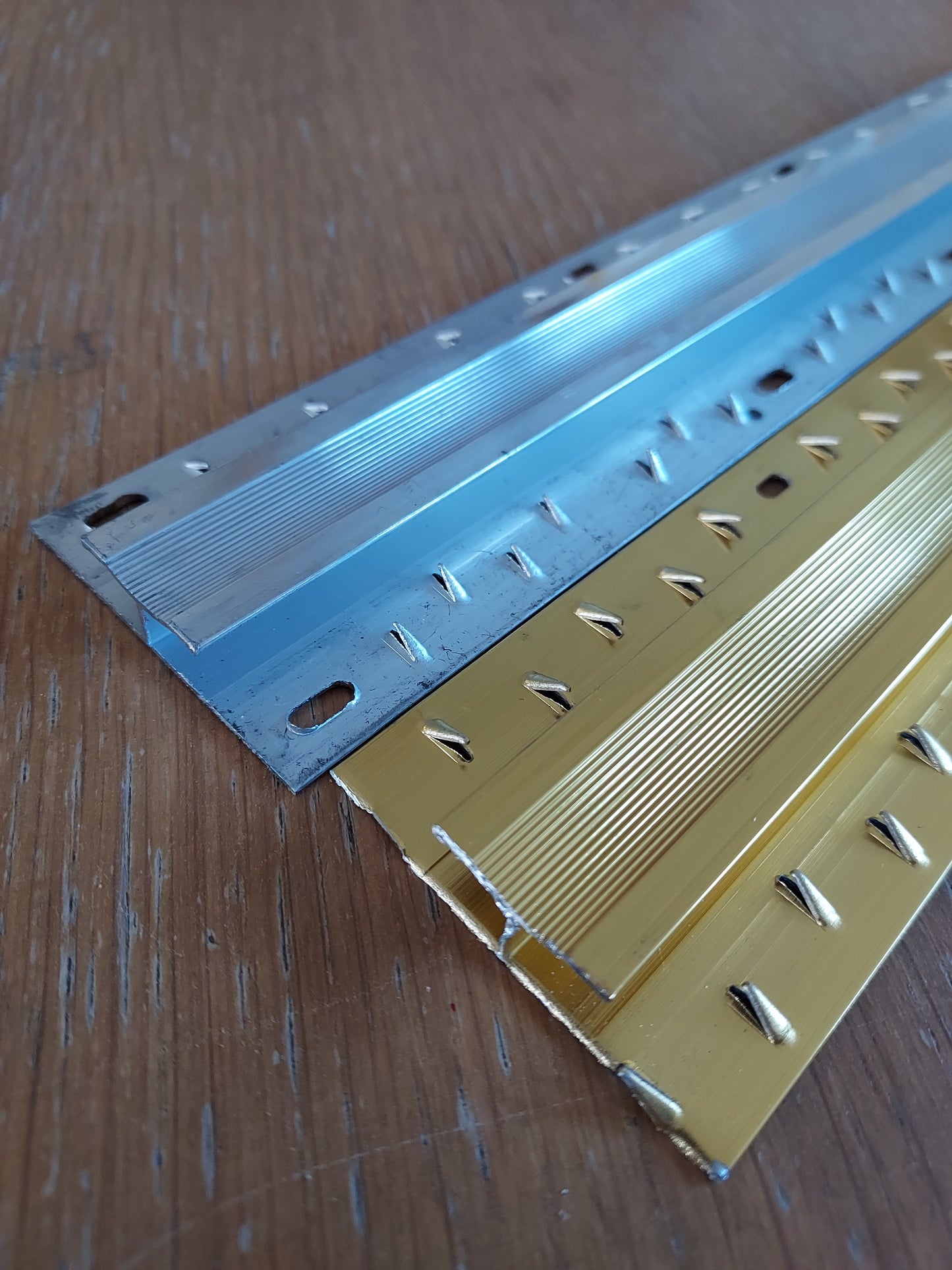 Carpet to Carpet Door Bar Trim